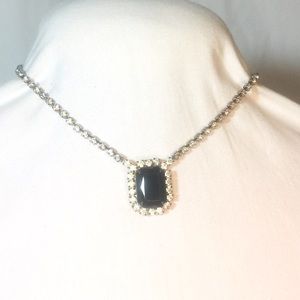 VINTAGE BLACK STONE/ RHINESTONE NECKLACE